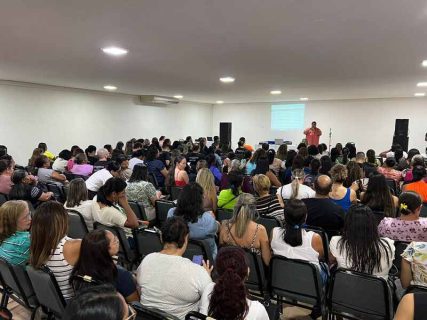 Apos retomada da mesa de negociacao Sindsemp avanca nas conquistas de direitos para as categorias da saude Easy Resize.com