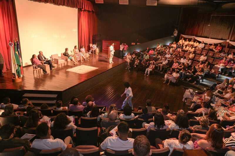 Juazeiro lança o Selo Lilás para promover igualdade e valorização das mulheres no mercado de trabalho 4 WhatsApp Image 2025 01 25 at 14.01.52 1 Easy Resize.com