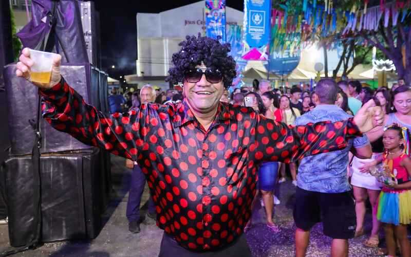 CARNAVAL DE PETROLINA DEIVID MENEZES 1 Easy Resize.com