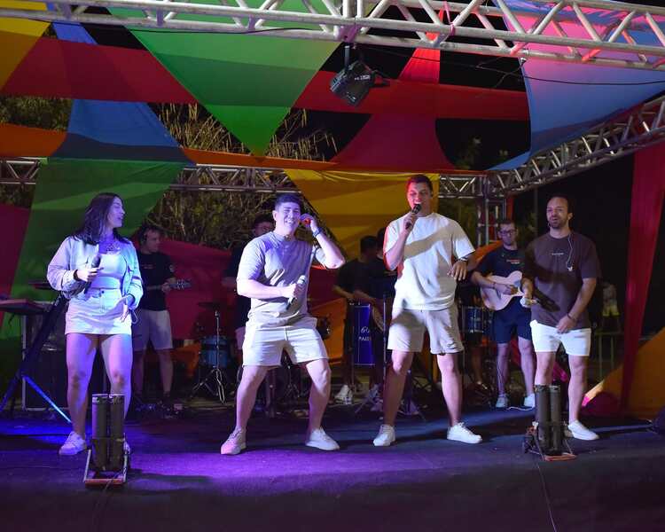 Agosto da Juventude 1 Easy Resize.com