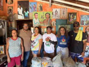 Prefeitura de Juazeiro fortalece acoes do Novembro Negro com entrega de alimentos a comunidades tradicionais em Carnaiba do Sertao 1 Easy Resize.com