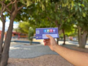 IPTU Easy Resize.com