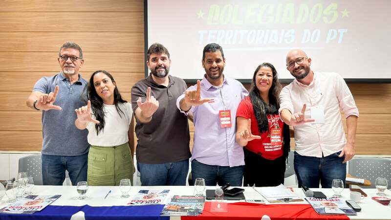 Afonso Florence Ana Carolina Adolpho Loyola Tassio Brito Marcia Amada e Jader Dourado Easy Resize.com