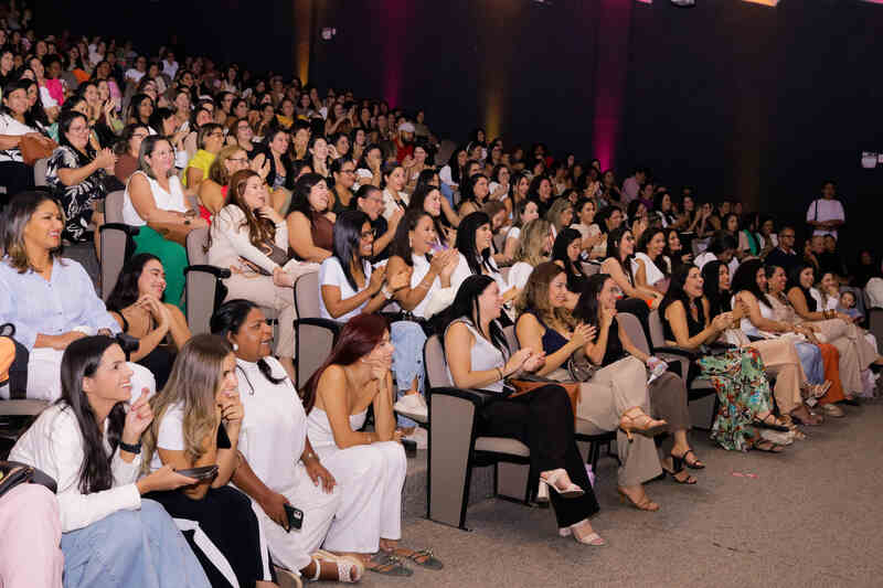 Fecomercio Revista Pers. Juliana 21 02 25 267 1 Easy Resize.com