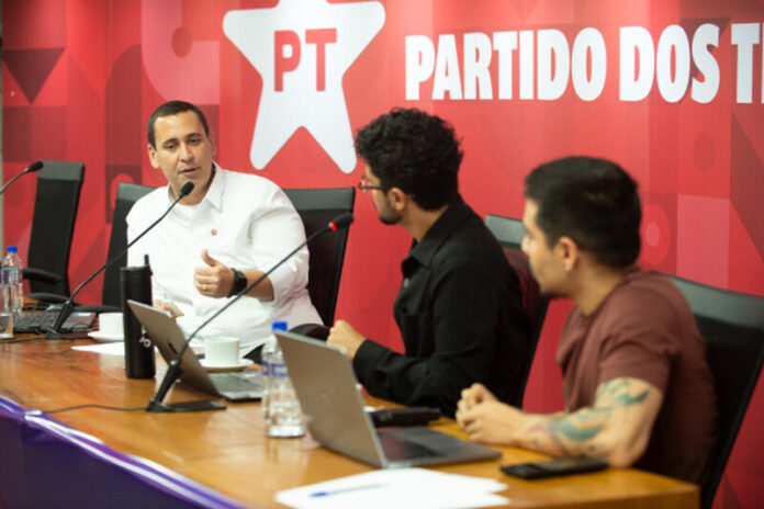 PT