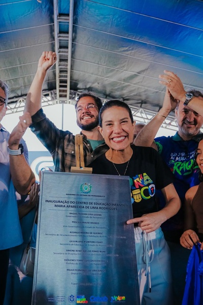 Raquel Lyra entrega primeira creche do Pajeú e marca 300ª cozinha comunitária no Sertão de Pernambuco 1 Janaina Pepeu Secom 1 3 Easy Resize.com