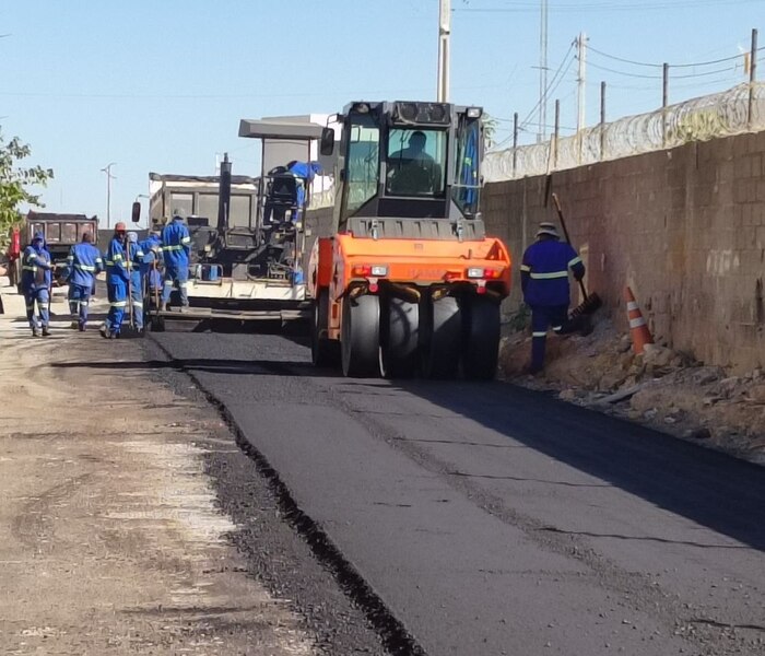 Pavimentacao na avenida Saul Rosa Foto Ana Kelly Franco ASCOM PMJ 1 Easy Resize.com