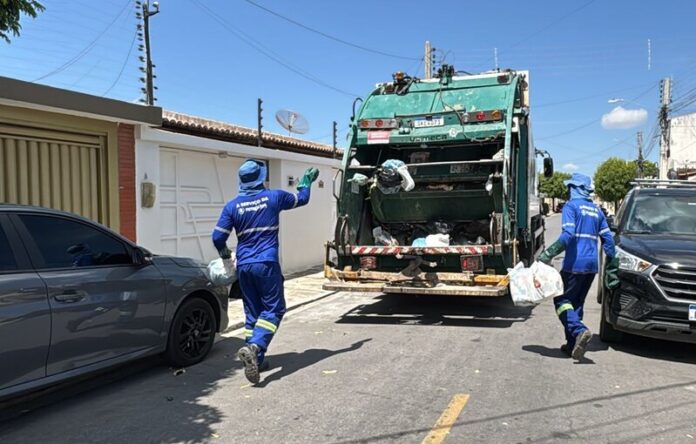 Carro do Lixo PEtro