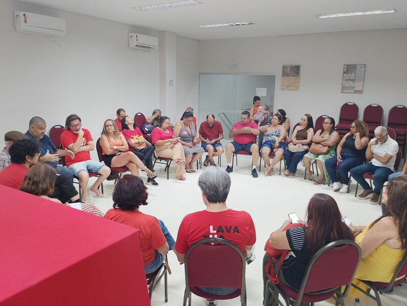 PT de Petrolina, prepara ações para fortalecer campanha de Lula no segundo turno %count(title) WhatsApp Image 2026 10 07 at 19.19.48 Easy Resize.com